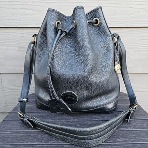 Vintage 90s Black Leather Dooney & Bourke Drawstring Bucket Bag Purse Satchel